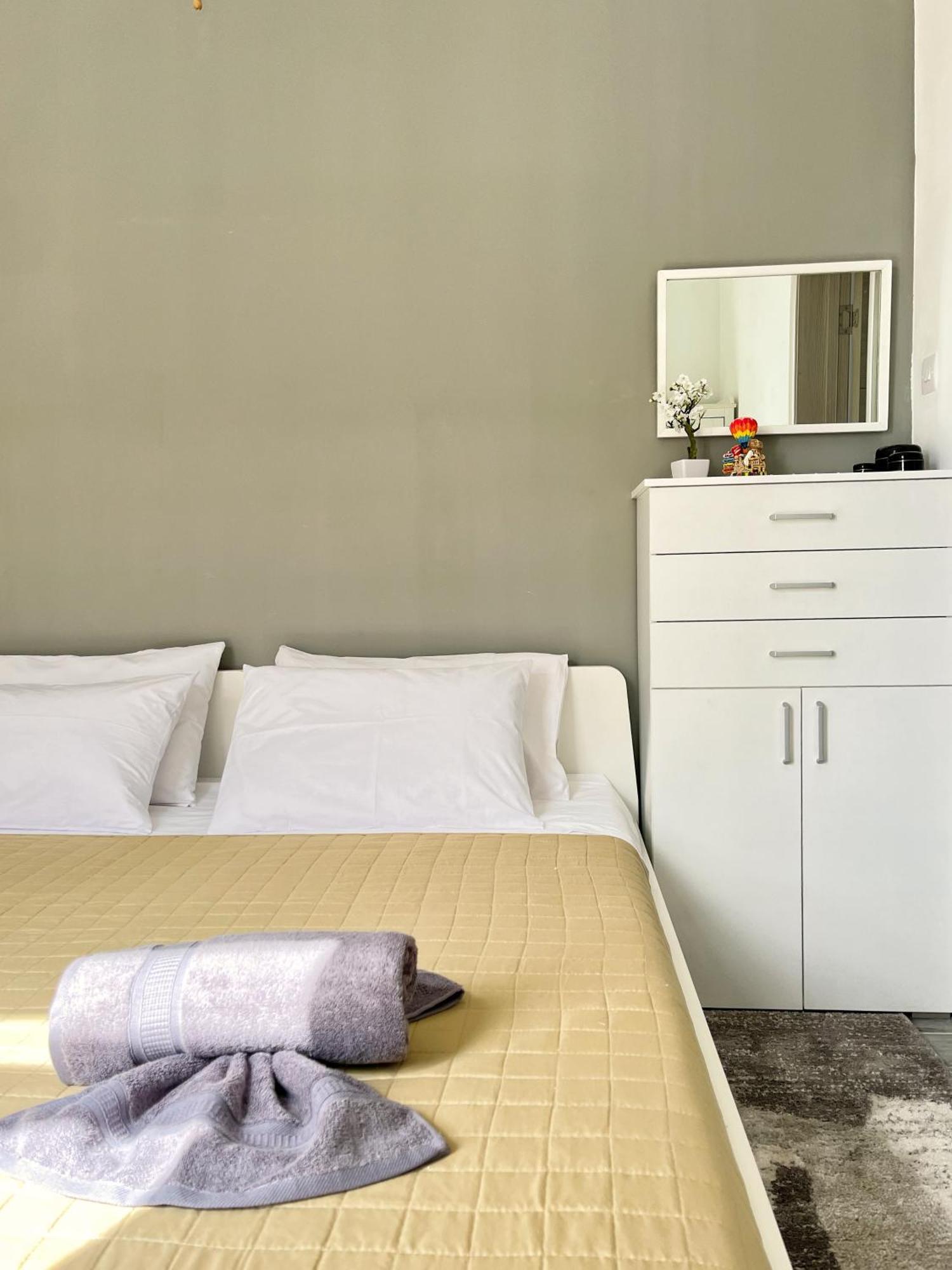 Maria & Matthias - Apartments In Central Of Floriana Kültér fotó